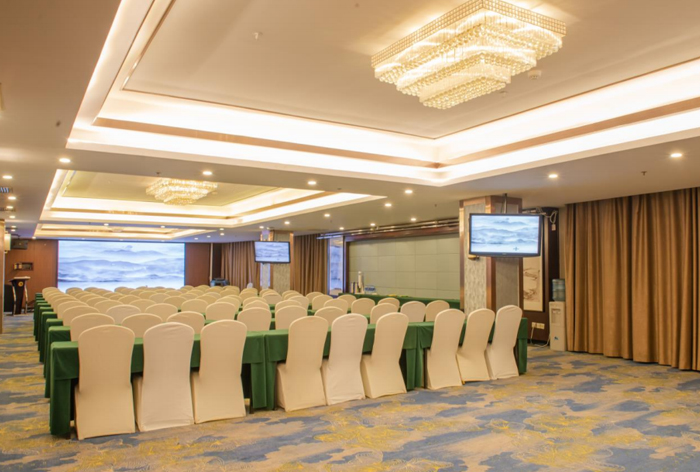 中华厅（100 平）